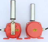 廠家直銷KPT2-12-30兩級跑偏開關(guān)輸送機(jī)保護(hù)開關(guān)